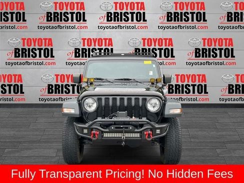 Used 2023 Jeep Wrangler Unlimited Sport AWD/4WD image 9