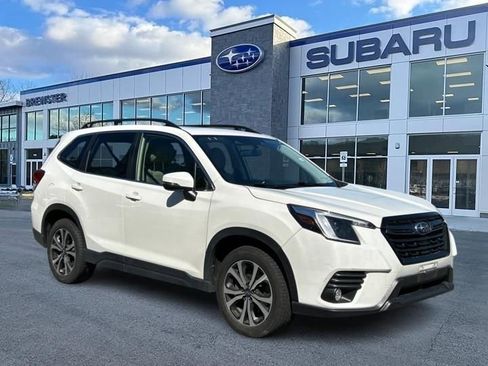 Certified 2023 Subaru Forester Limited AWD/4WD image 1