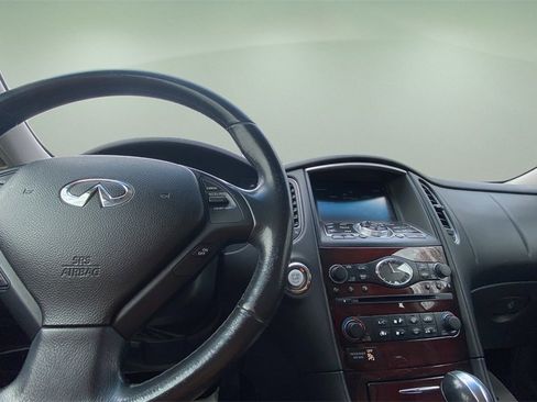 Used 2015 INFINITI QX50 Journey w/ Premium Package image 10