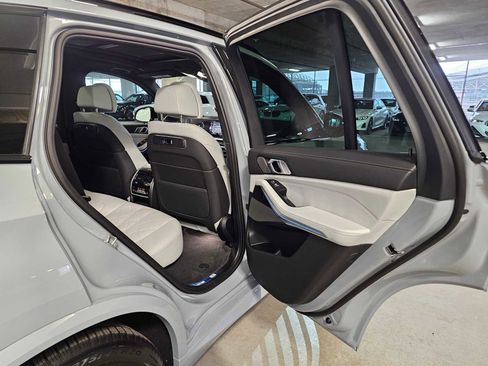 New 2026 BMW X5 xDrive50e w/ M Sport Package AWD/4WD image 39