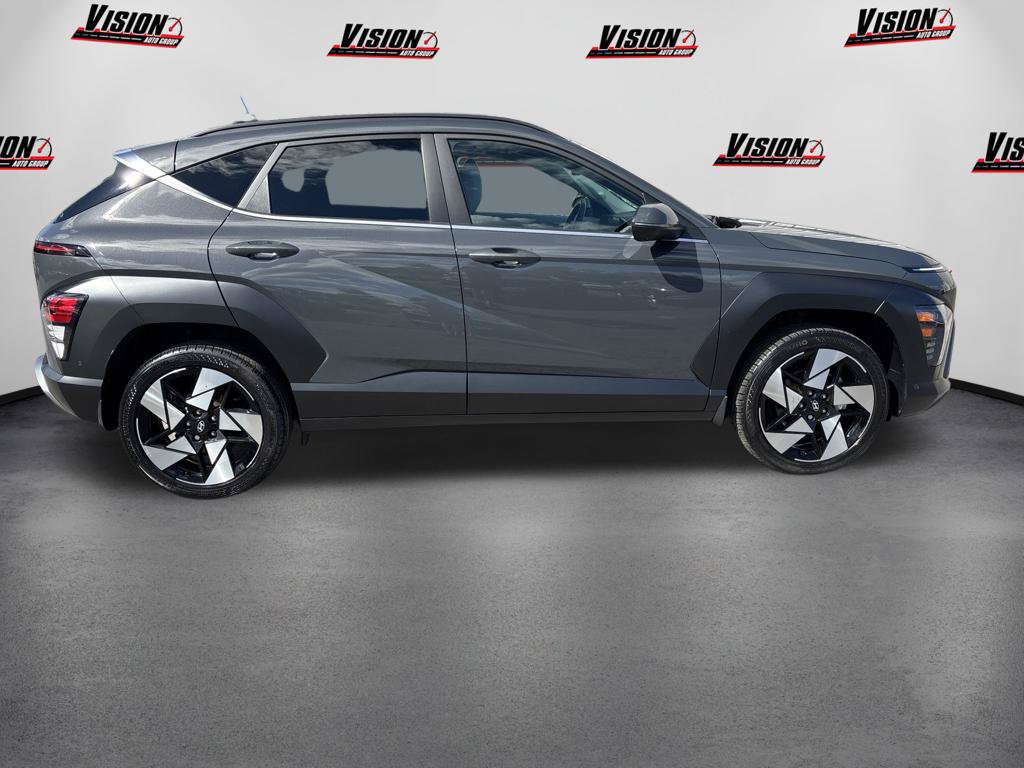Used 2024 Hyundai Kona Limited AWD/4WD image 4