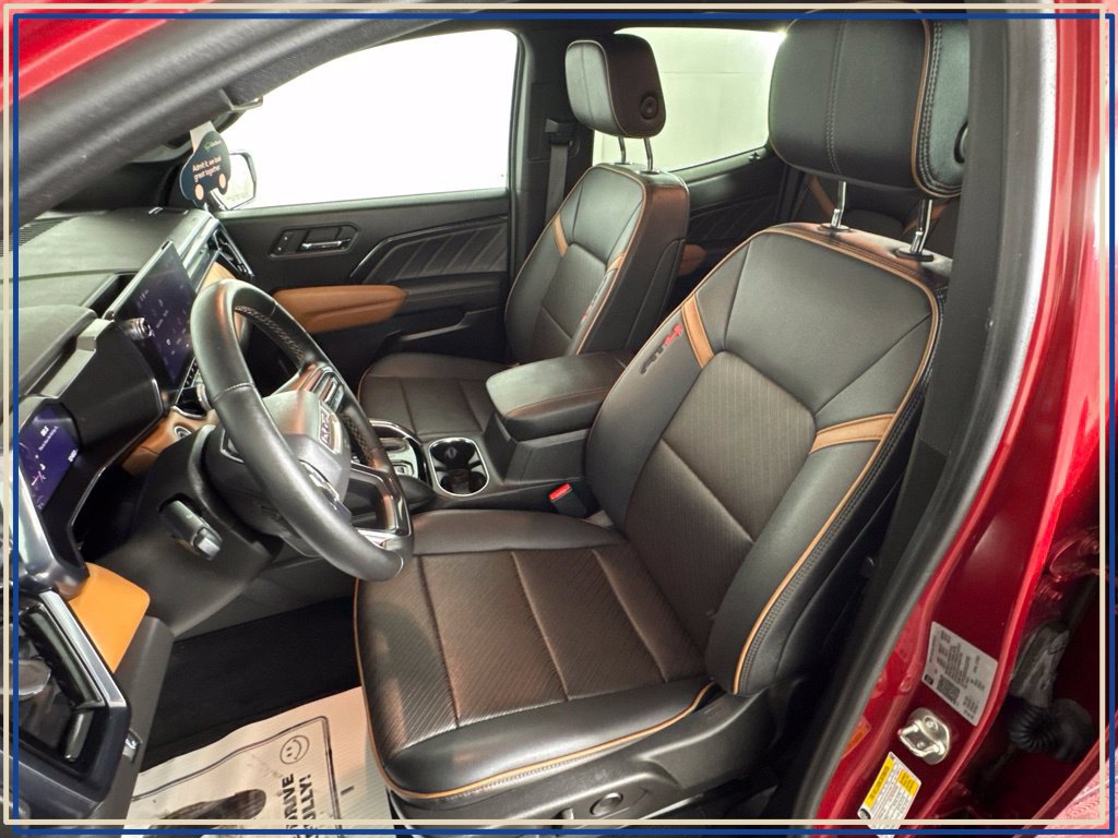 Certified 2025 GMC Canyon AT4 w/ AT4 Premium Package AWD/4WD image 28