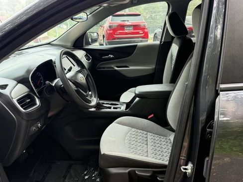 Certified 2022 Chevrolet Equinox LS w/ Driver Confidence II Package FWD image 11
