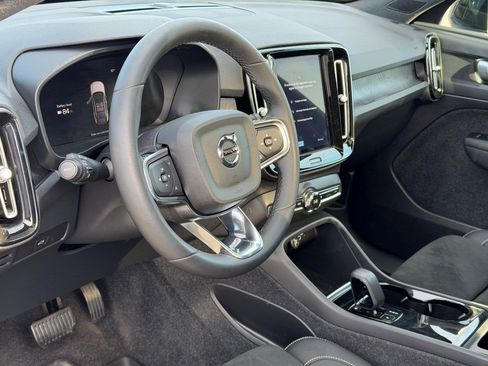 Used 2023 Volvo C40 P8 Recharge Plus w/ Protection Package Premier image 23