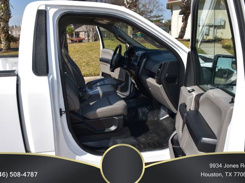 Used 2018 Ford F150 XL w/ Equipment Group 101A Mid image 14