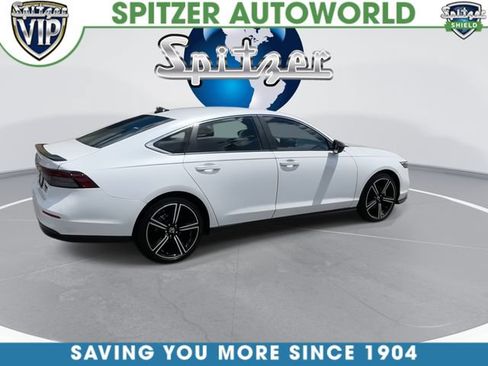 Used 2025 Honda Accord Sport image 2
