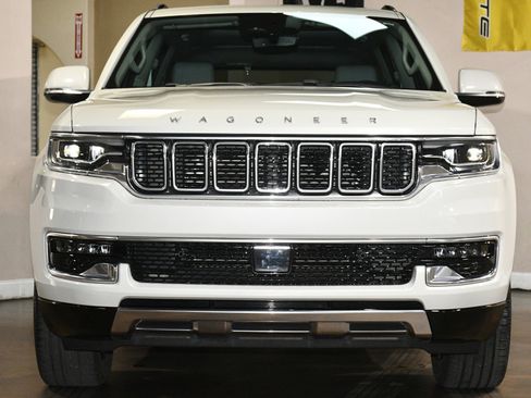 Used 2022 Jeep Wagoneer Series III w/ Premium Group I image 1