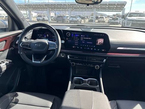 New 2026 Chevrolet Traverse Z71 w/ Enhanced Driving Package AWD/4WD image 16