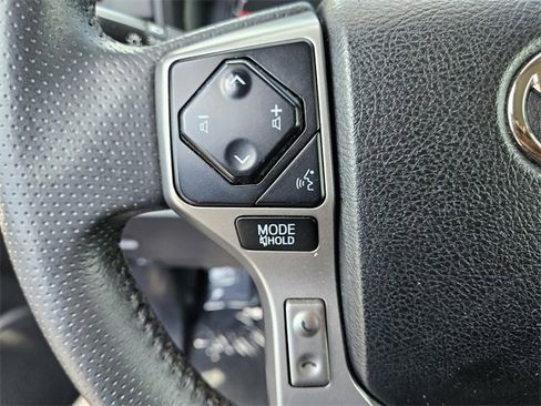 Used 2020 Toyota 4Runner SR5 image 21