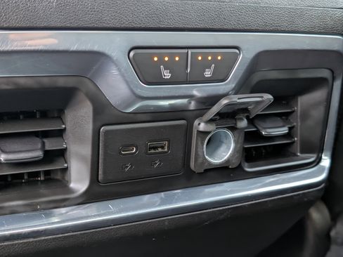 Used 2021 GMC Sierra 3500 Denali w/ Denali Ultimate Package image 46