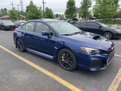 Used 2018 Subaru WRX STI Limited AWD/4WD image 4