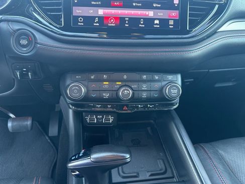 Used 2023 Dodge Durango R/T w/ Blacktop Package image 17