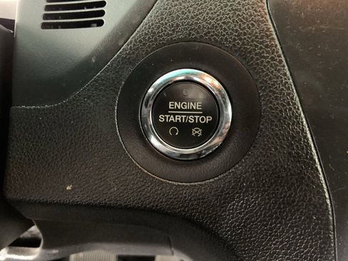 Used 2017 Ford Explorer XLT w/ Equipment Group 201A image 33