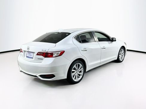 Used 2017 Acura ILX FWD image 5