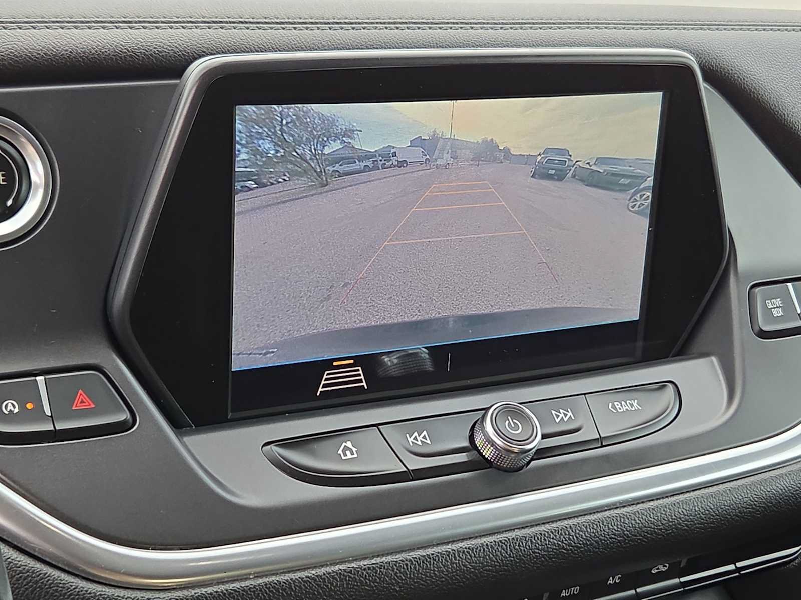 Used 2020 Chevrolet Blazer LT FWD image 25