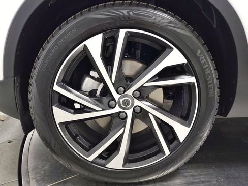 Used 2021 Volvo XC40 T5 R-Design w/ Advanced Package AWD/4WD image 14