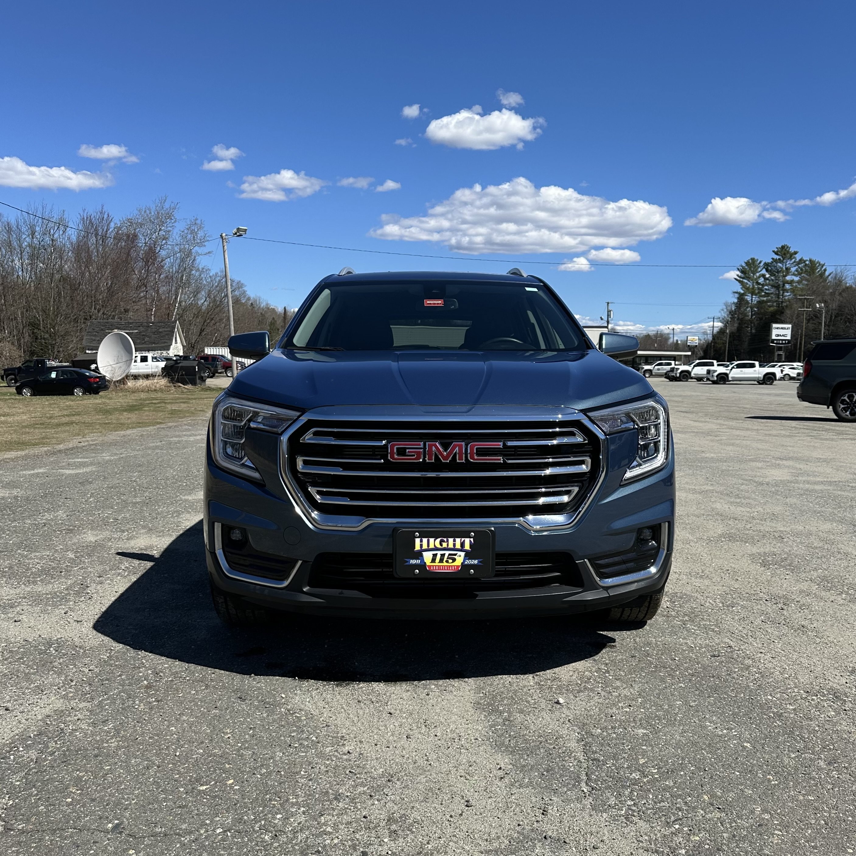 Used 2024 GMC Terrain SLT AWD/4WD image 8