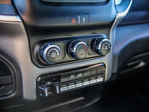 Used 2024 RAM 3500 SLT w/ Quick Order Package 2YG SLT image 31