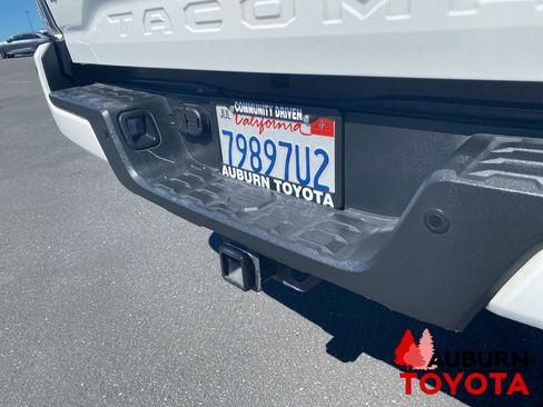 Used 2019 Toyota Tacoma TRD Pro AWD/4WD image 10