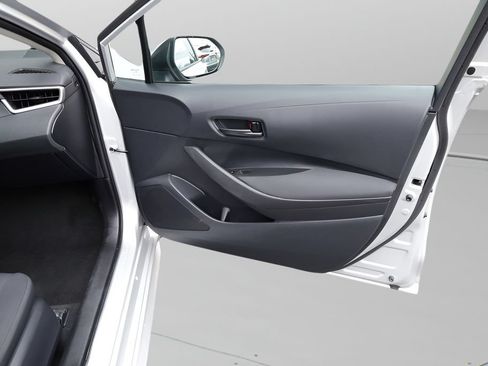 Certified 2024 Toyota Corolla LE FWD image 17