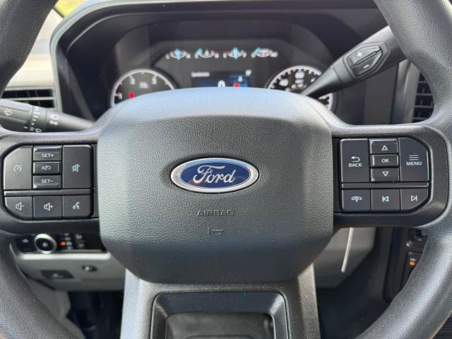 Used 2023 Ford F250 XLT AWD/4WD image 15