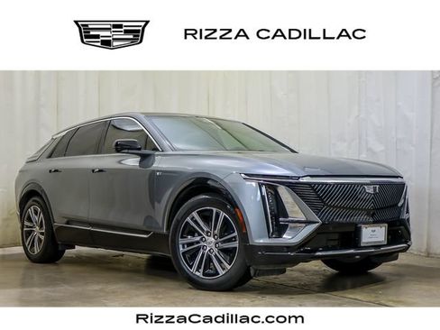 Certified 2024 Cadillac Lyriq Luxury AWD/4WD image 1