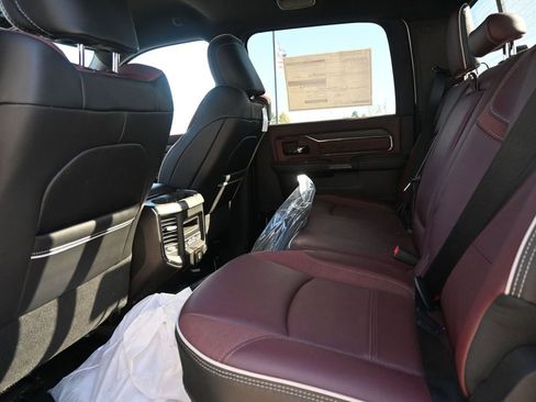 New 2025 RAM 2500 Limited image 13