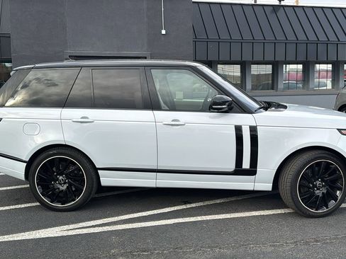 Used 2016 Land Rover Range Rover Supercharged image 2