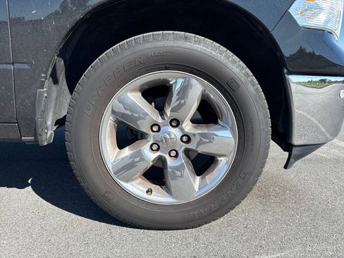 Used 2016 RAM 1500 Big Horn AWD/4WD image 11