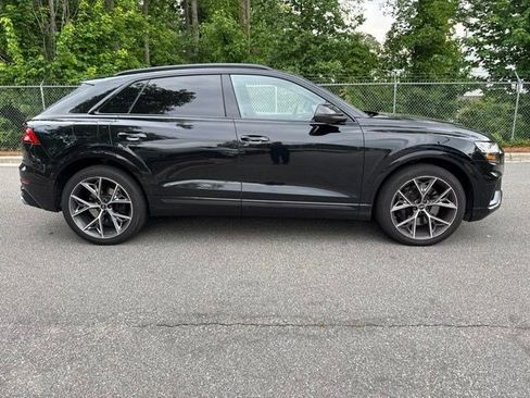 Used 2022 Audi SQ8 Prestige w/ Prestige Package AWD/4WD image 7