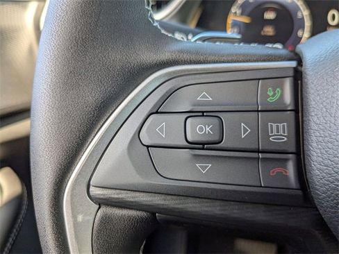 New 2025 Jeep Grand Cherokee Altitude image 17