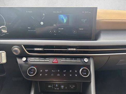 Certified 2025 Hyundai Sonata Limited FWD image 14