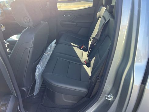 New 2026 Chevrolet Colorado LT w/ LT Convenience Package AWD/4WD image 10