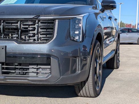 Used 2025 Kia Sorento SX Prestige image 10