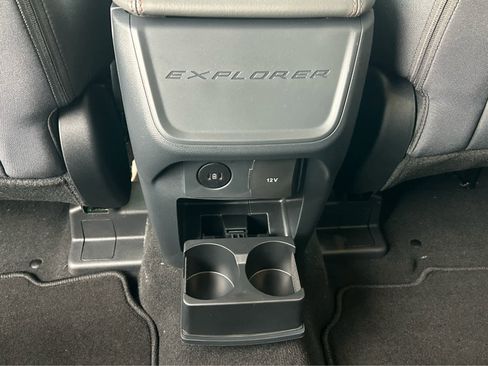 New 2026 Ford Explorer Active AWD/4WD image 11