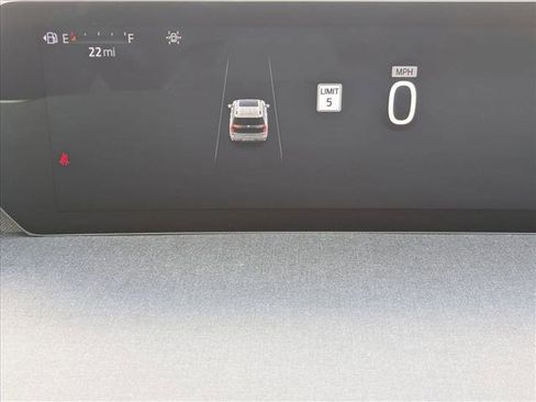 New 2025 Ford Expedition Active image 11