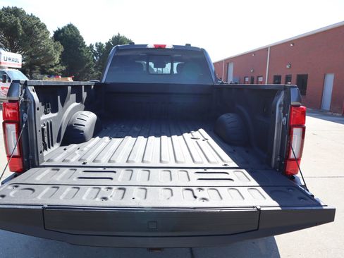 Used 2021 Ford F350 Lariat w/ Lariat Ultimate Package image 5