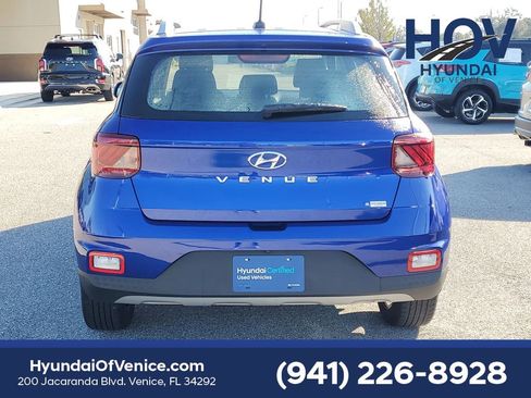 Certified 2023 Hyundai Venue Limited image 8