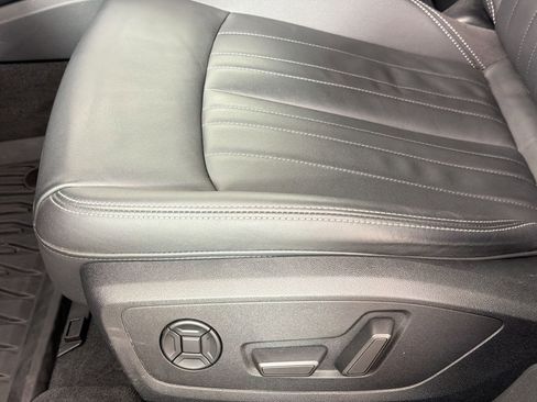 Used 2023 Audi A6 2.0T Premium w/ Convenience Package image 14