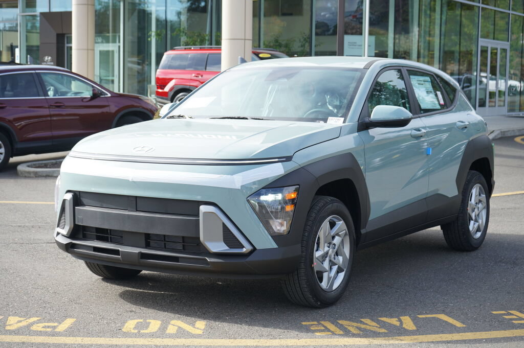 New 2027 Hyundai Kona SE AWD/4WD image 1