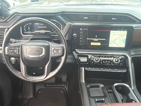 Used 2024 GMC Sierra 2500 Denali Ultimate w/ Snow Plow Prep/Camper Package image 13