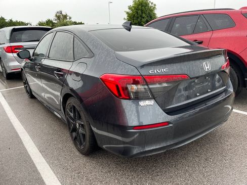 Used 2024 Honda Civic Sport image 4