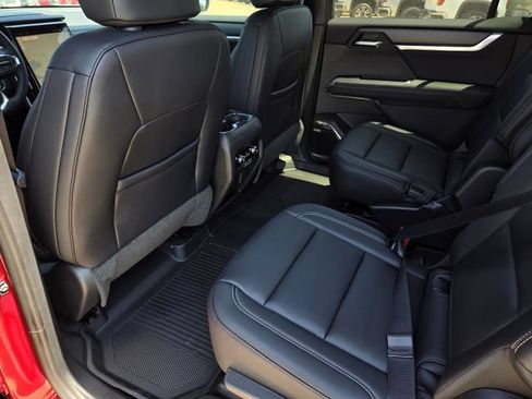 New 2026 GMC Acadia Elevation w/ Black Edition FWD image 33