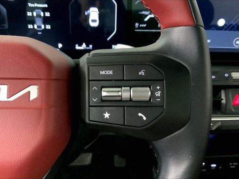 Certified 2025 Kia K4 GT-Line w/ GT-Line Premium Package FWD image 19