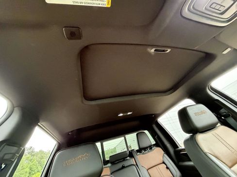 Used 2024 Chevrolet Silverado 3500 High Country w/ High Country Premium Package AWD/4WD image 22
