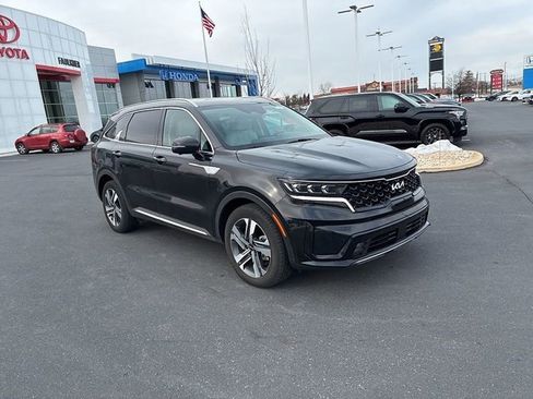 Used 2023 Kia Sorento SX Prestige image 2