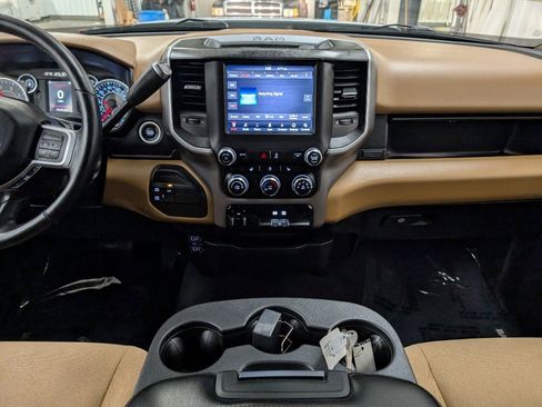 Used 2019 RAM 3500 Big Horn image 15