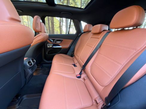 New 2026 Mercedes-Benz GLC 300 image 14