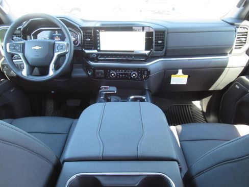 New 2026 Chevrolet Silverado 1500 LTZ w/ Technology Package AWD/4WD image 12