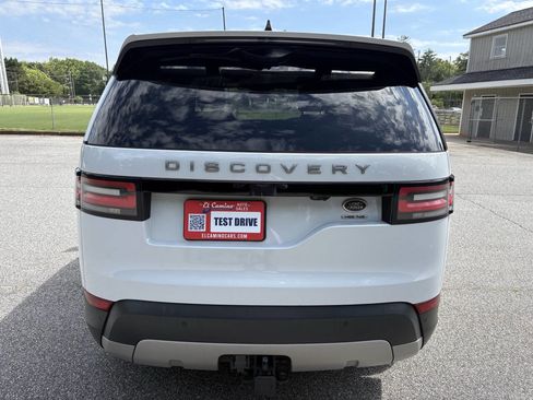 Used 2017 Land Rover Discovery HSE AWD/4WD image 6